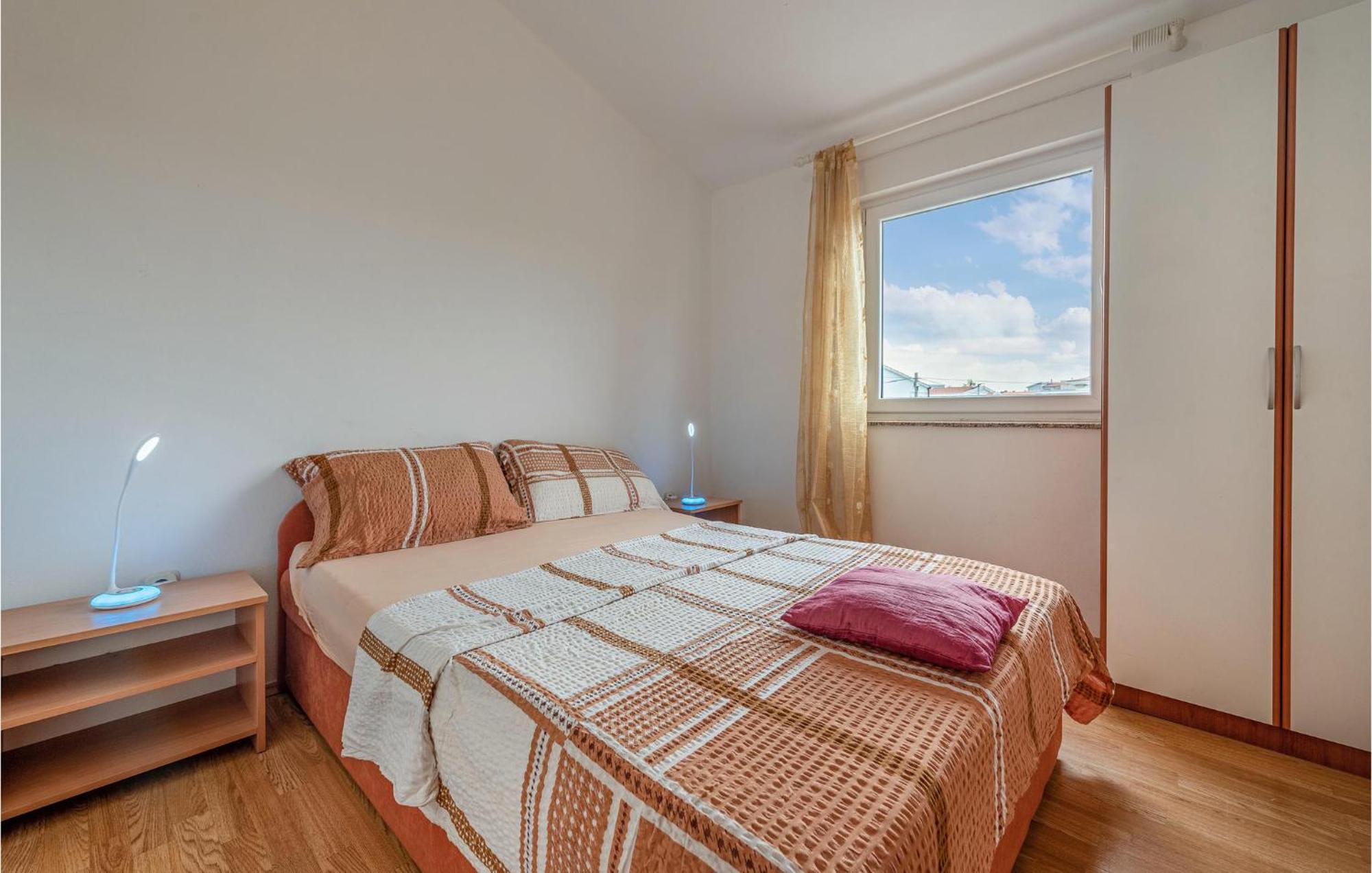Beautiful Apartment In Vir With Wifi Luaran gambar